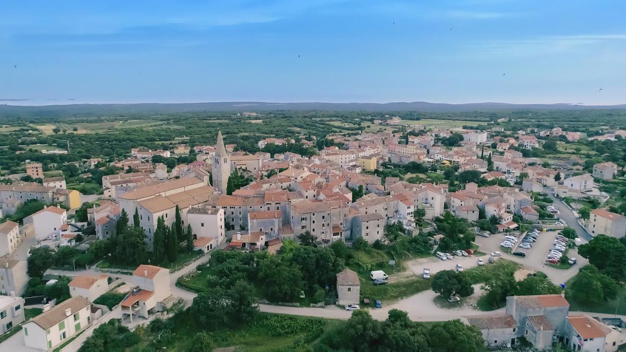 Mon Perin Castrum - Apartman Valentina Bale Esterno foto